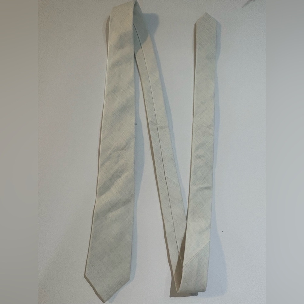 Preppy J. Crew Ivory Tan Printed Neck Tie NWT Business Casual - Picture 2 of 6